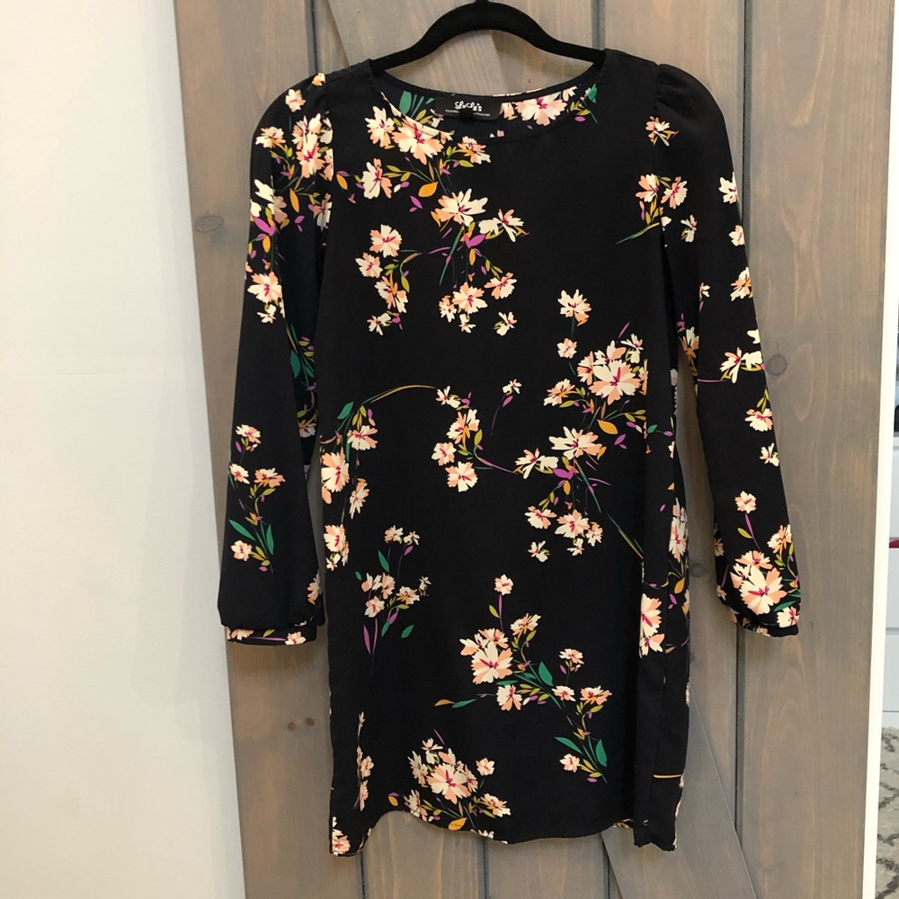 Lulus Floral Shift Dress size XS